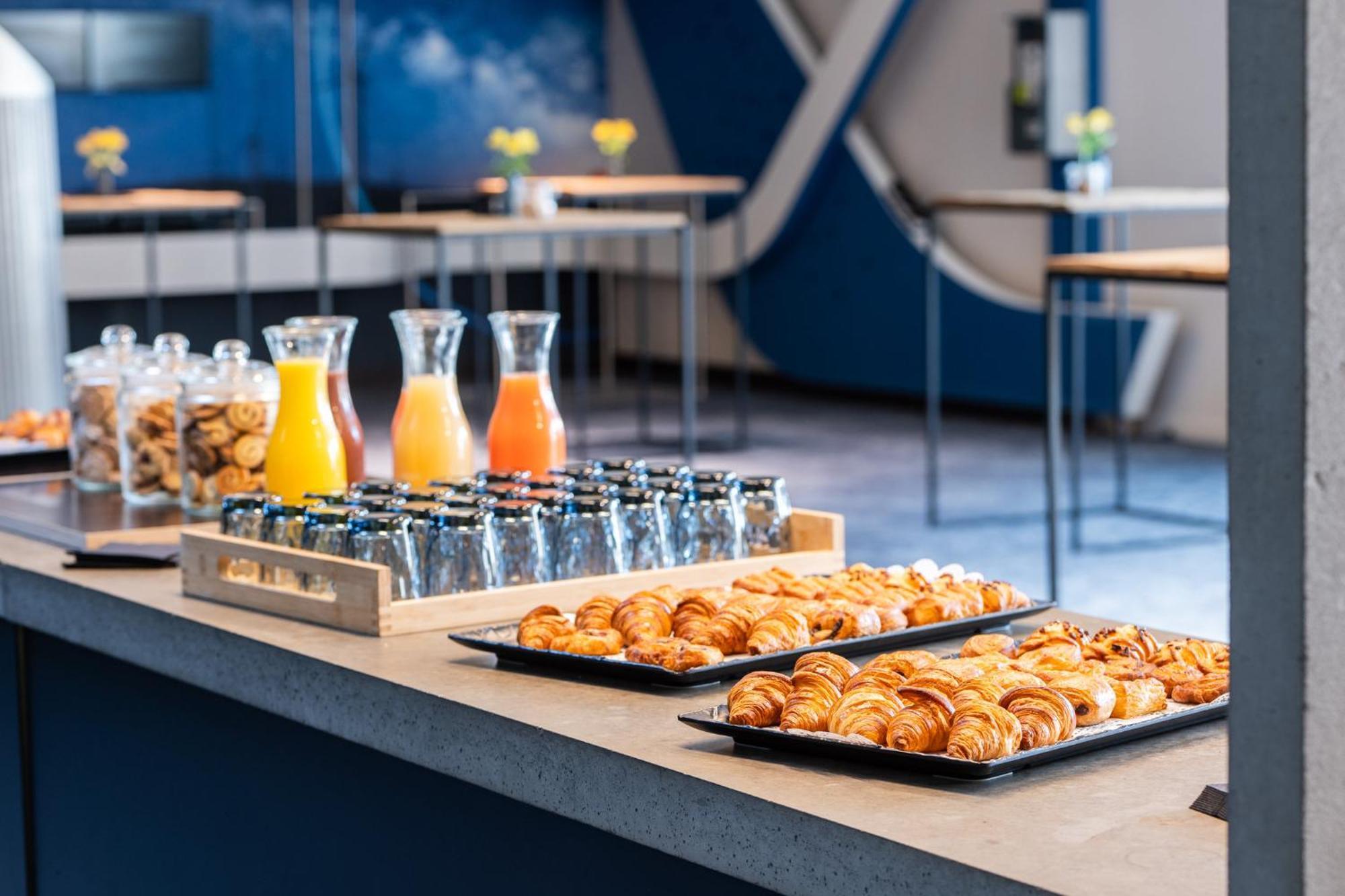 Voco Brussels City North By Ihg Vilvoorde Esterno foto